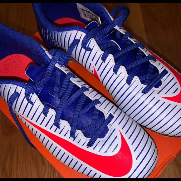 Nike Cleats - Mercurial Vortex III FG - Picture 2 of 6